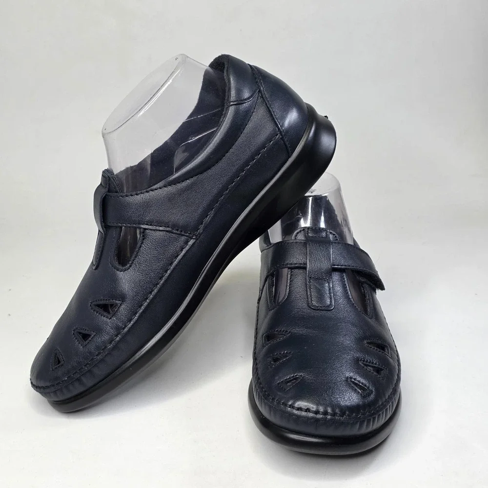 SAS Roamer Tripad Sandals Women's 8.5 WW Extra Wide Navy Leather T-Strap Shoes